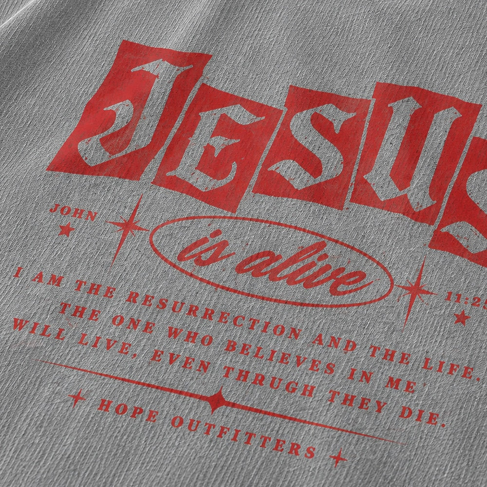 Christian shirt: Jesus is alive, I am the resurrection and the life - T-Shirt